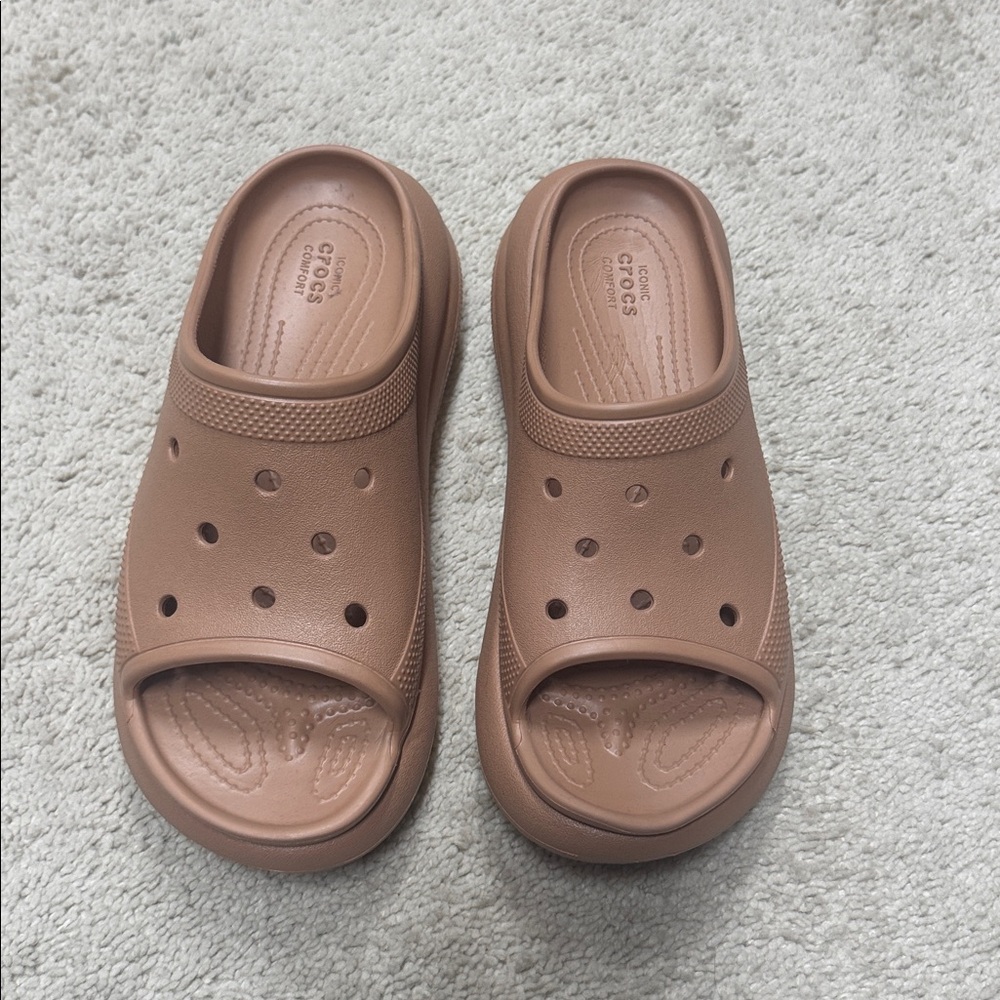CROCS Adult Crush Slide Size 7
